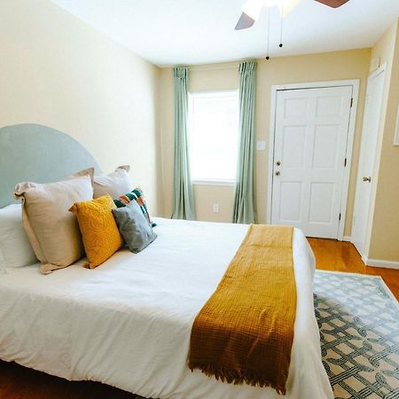 Centrally Located 3Br Overton Square Fast Wifi Free Parking Yes Pets Memphis Exterior photo