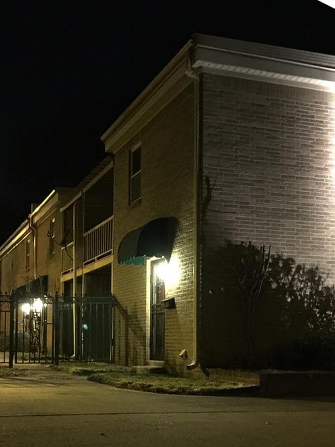 Centrally Located 3Br Overton Square Fast Wifi Free Parking Yes Pets Memphis Exterior photo