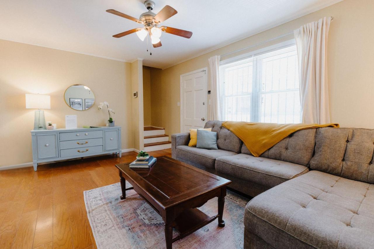 Centrally Located 3Br Overton Square Fast Wifi Free Parking Yes Pets Memphis Exterior photo